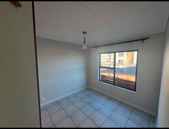 2 BEDROOM PROPERTY TO RENT IN LINBRO PARK